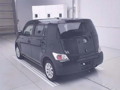 TOYOTA BB