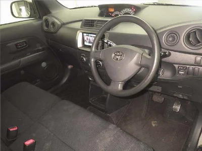 TOYOTA BB