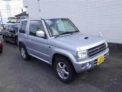 MITSUBISHI PAJERO MINI
