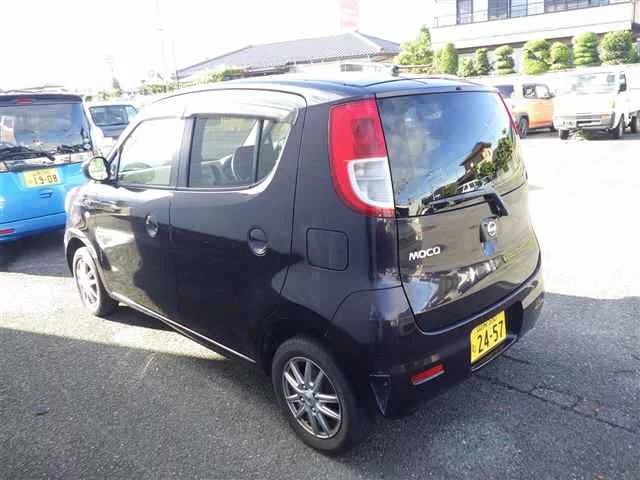 Nissan Moco  с аукциона в Японии