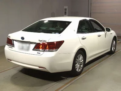 Toyota CROWN HYBRID