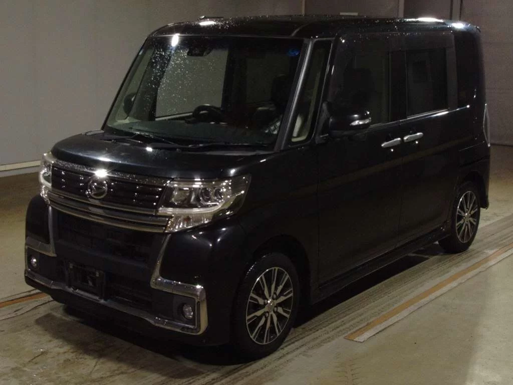Daihatsu Tanto  с аукциона в Японии