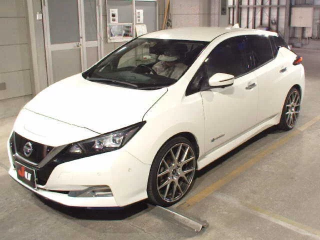 Nissan Leaf  с аукциона в Японии