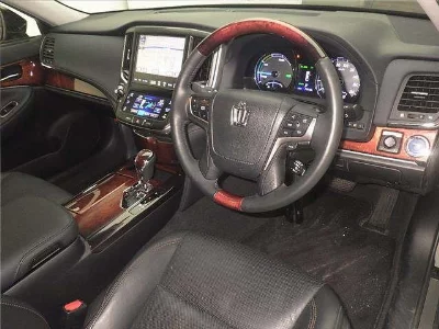Toyota CROWN MAJESTA