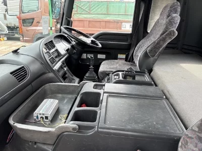ISUZU GIGA