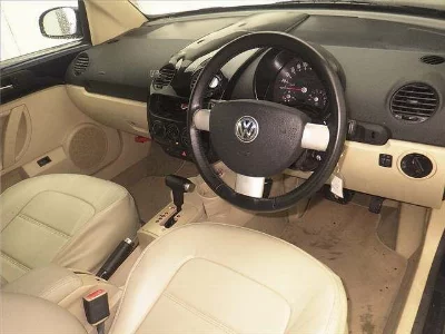 VOLKSWAGEN NEW BEETLE CABRIOLET