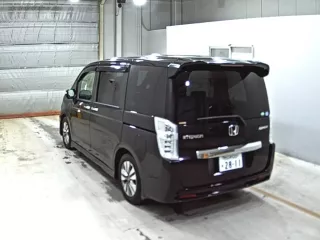 Honda STEPWGN SPADA