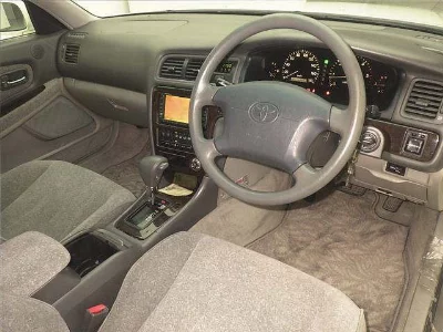 TOYOTA CRESTA