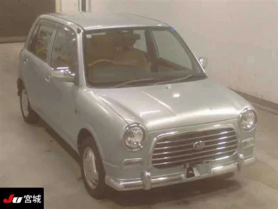 Daihatsu Mira Gino
