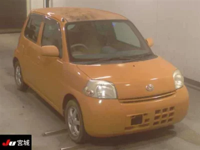 Daihatsu Esse