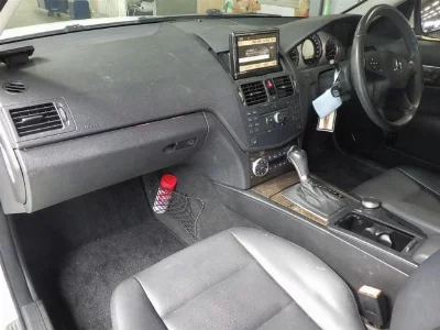 MERCEDES BENZ C CLASS