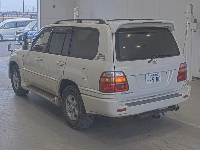 TOYOTA LAND CRUISER