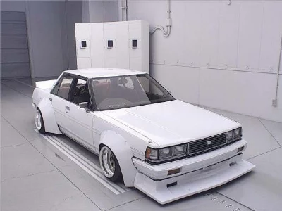 TOYOTA CRESTA