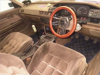 TOYOTA CRESTA