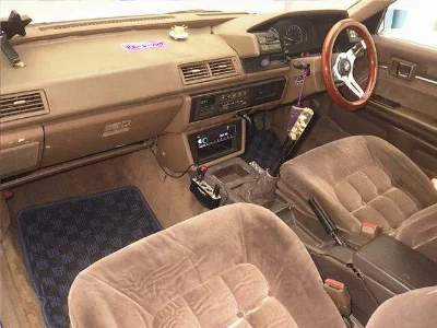 TOYOTA CRESTA