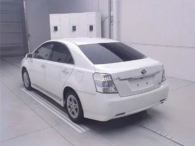 TOYOTA SAI