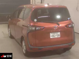 Toyota Sienta