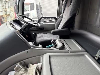 NISSAN DIESEL (UD) QUON