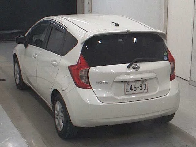 Nissan Note  с аукциона в Японии