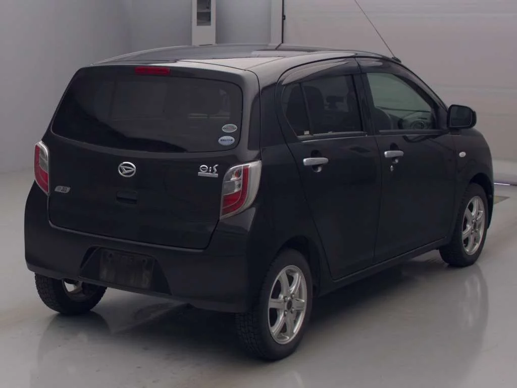 Daihatsu Mira e:S  с аукциона в Японии