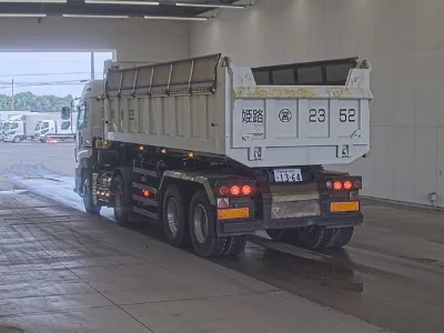 ISUZU GIGA