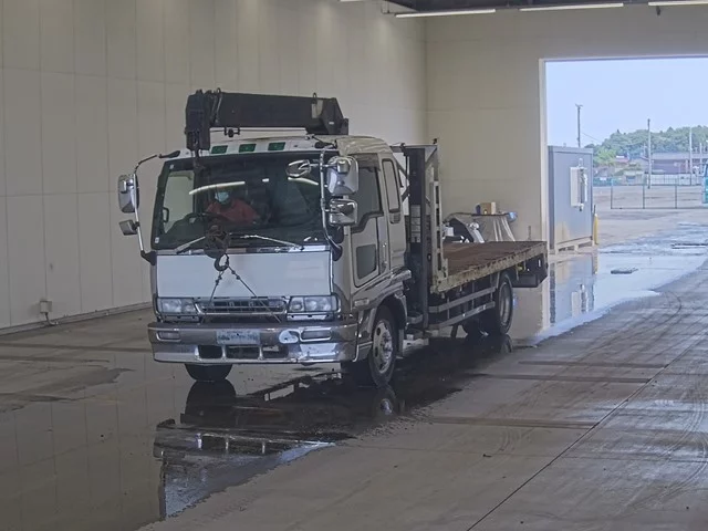 Isuzu Forward  с аукциона в Японии