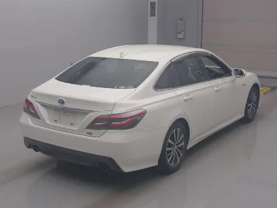 Toyota CROWN HYBRID