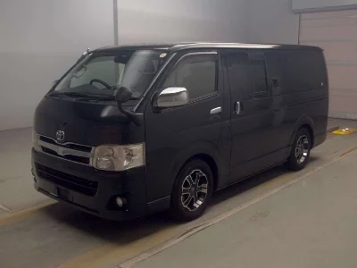 TOYOTA REGIUS VAN