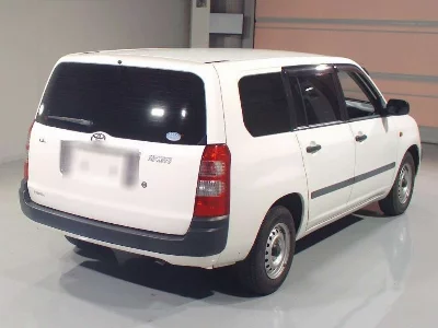 TOYOTA SUCCEED VAN