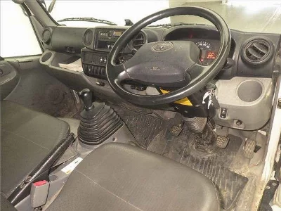 TOYOTA DYNA