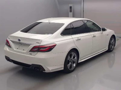 TOYOTA CROWN HYBRID