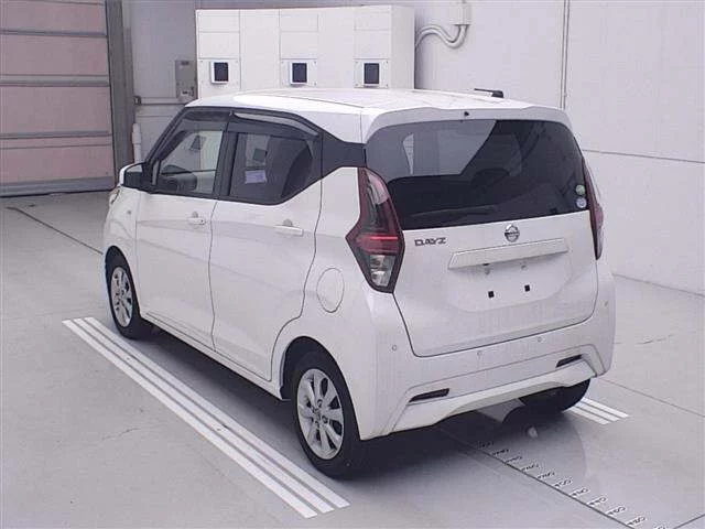 Nissan Dayz  с аукциона в Японии