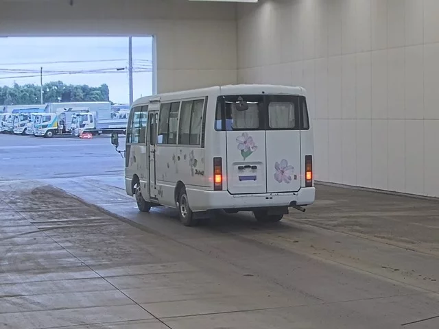 Isuzu Journey  с аукциона в Японии