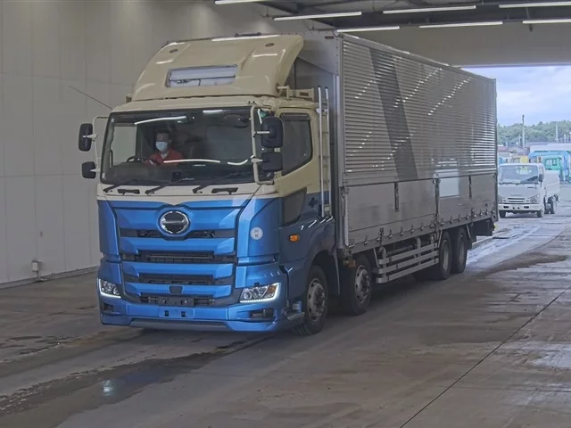 Hino Profia  с аукциона в Японии