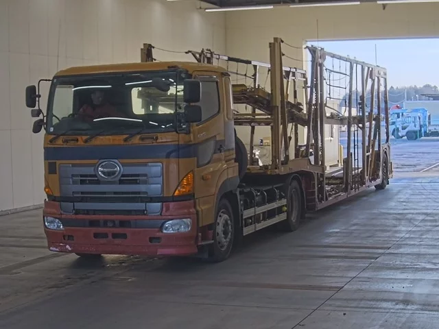 Hino Profia  с аукциона в Японии