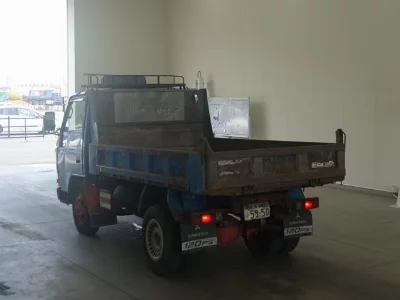 MITSUBISHI CANTER