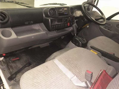 TOYOTA DYNA