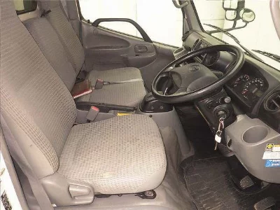 TOYOTA DYNA