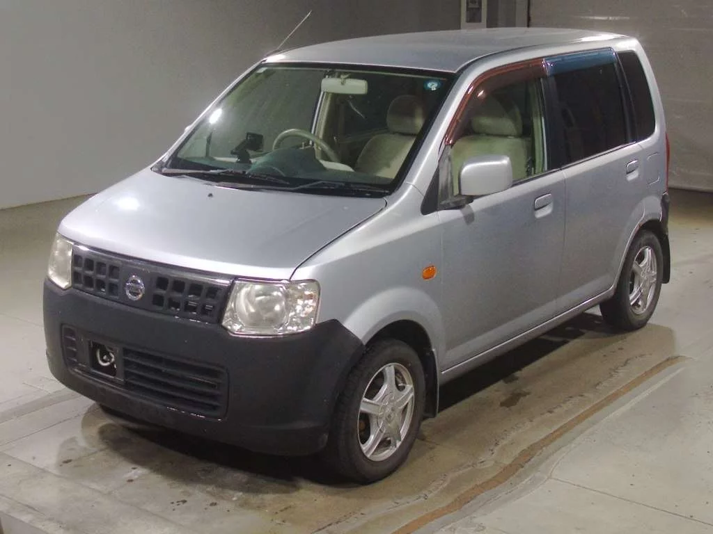 Nissan Otti  с аукциона в Японии