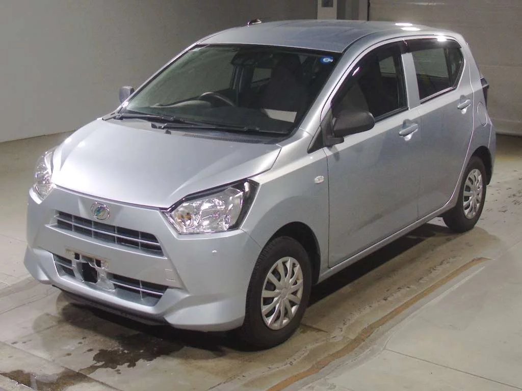 Daihatsu Mira e:S  с аукциона в Японии