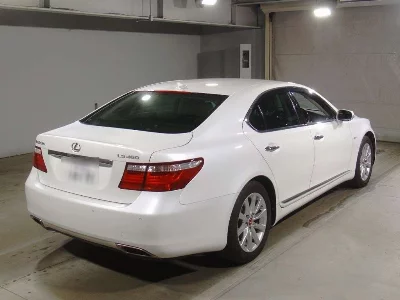 LEXUS LS