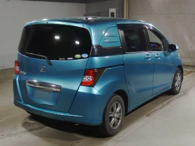 Honda Freed Spike