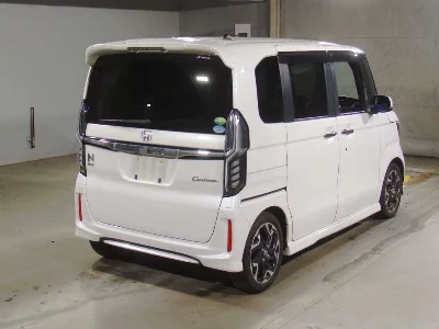 HONDA N BOX CUSTOM