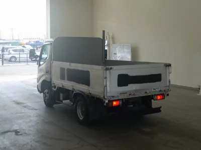 TOYOTA DYNA
