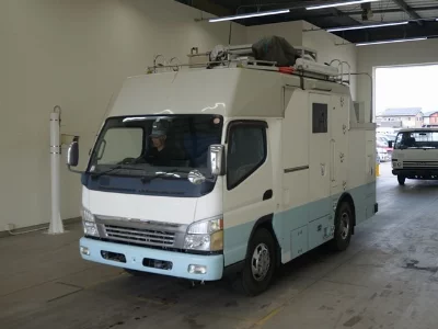 Mitsubishi Fuso Canter