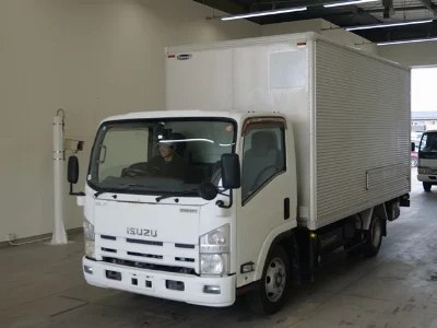 Isuzu Elf