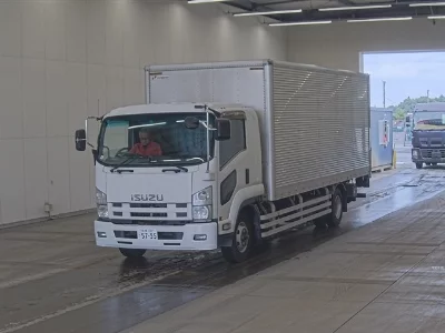 ISUZU FORWARD