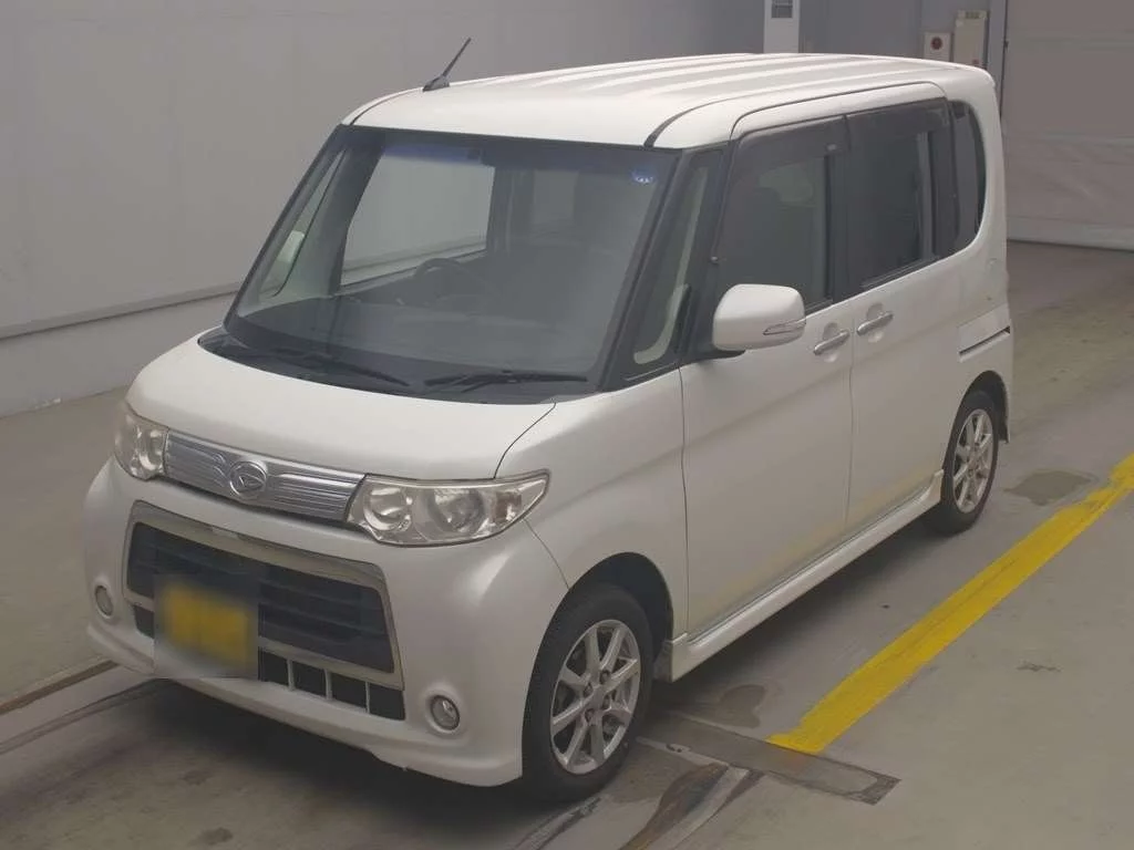 Daihatsu Tanto  с аукциона в Японии