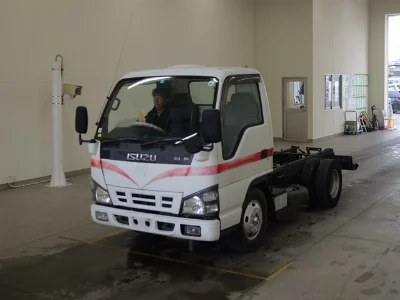 Isuzu Elf
