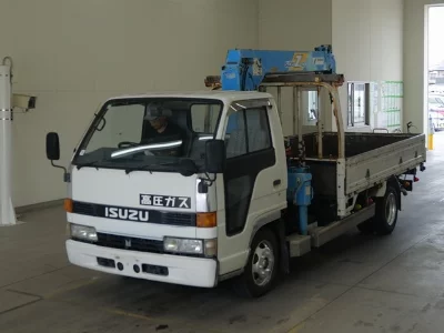 Isuzu Elf